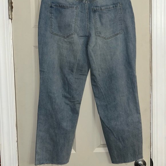 NWT Wild Fable Women’s straight ripped jeans size 14 - Picture 12 of 13